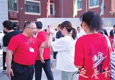 百村“出题” 千名学子作答