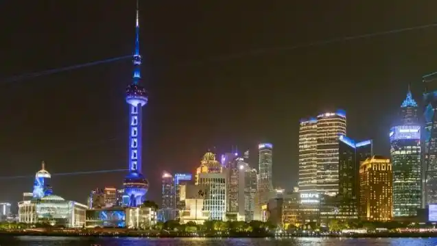 新民快评｜在人工智能发展和治理上走在前列，上海如何再破局？